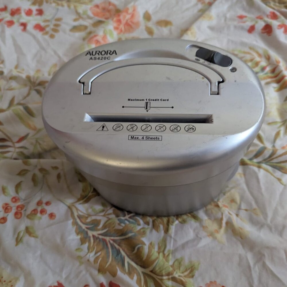 Aurora AS420C Paper Shredder | Credit Card Shredder | Silver